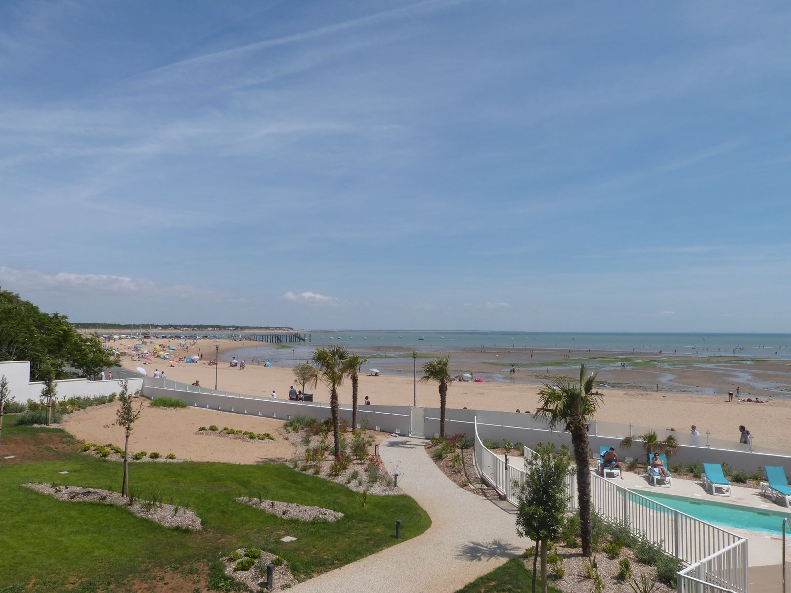 Appartement vue mer pour 2 à 6 pers, au  2e étage avec balcon, 2 chambres, accès direct plage